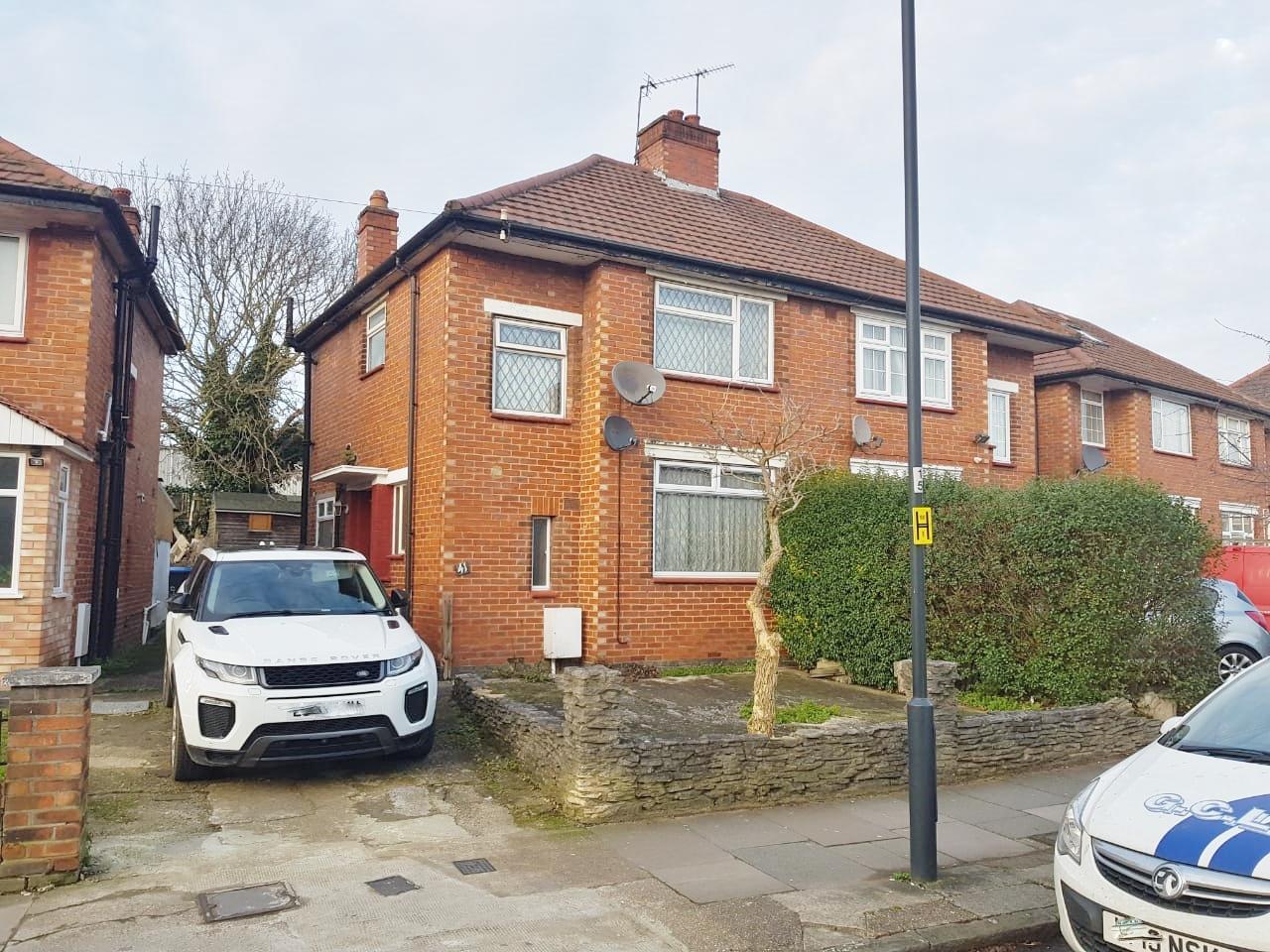 Carlyon Road